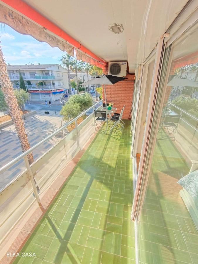 Apartamento Muy Luminoso En Segunda Linea De Mar Apartment Roda de Bera Exterior photo